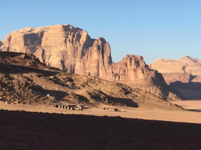 Wadi Rum Camp& Jeep Tour